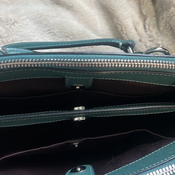 Almost New COACH Leather Purse- beautiful Teal blue/green bag, lots of pockets - Picture 9 of 14